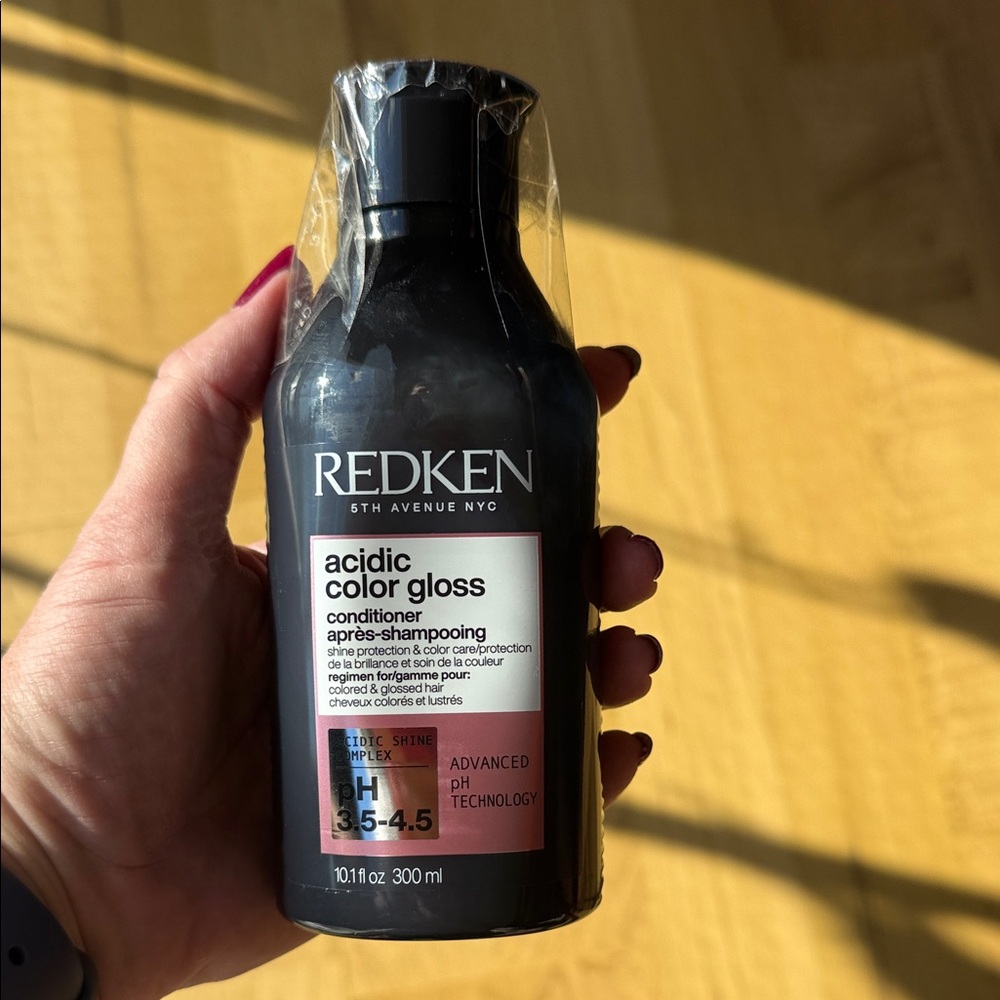 NEW Redken Acidic Color Gloss Conditioner - Picture 5 of 8